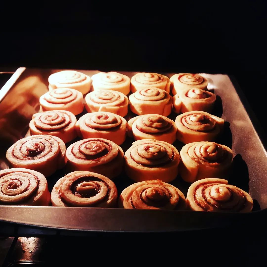 Rollitos de Canela Caseros (x4)