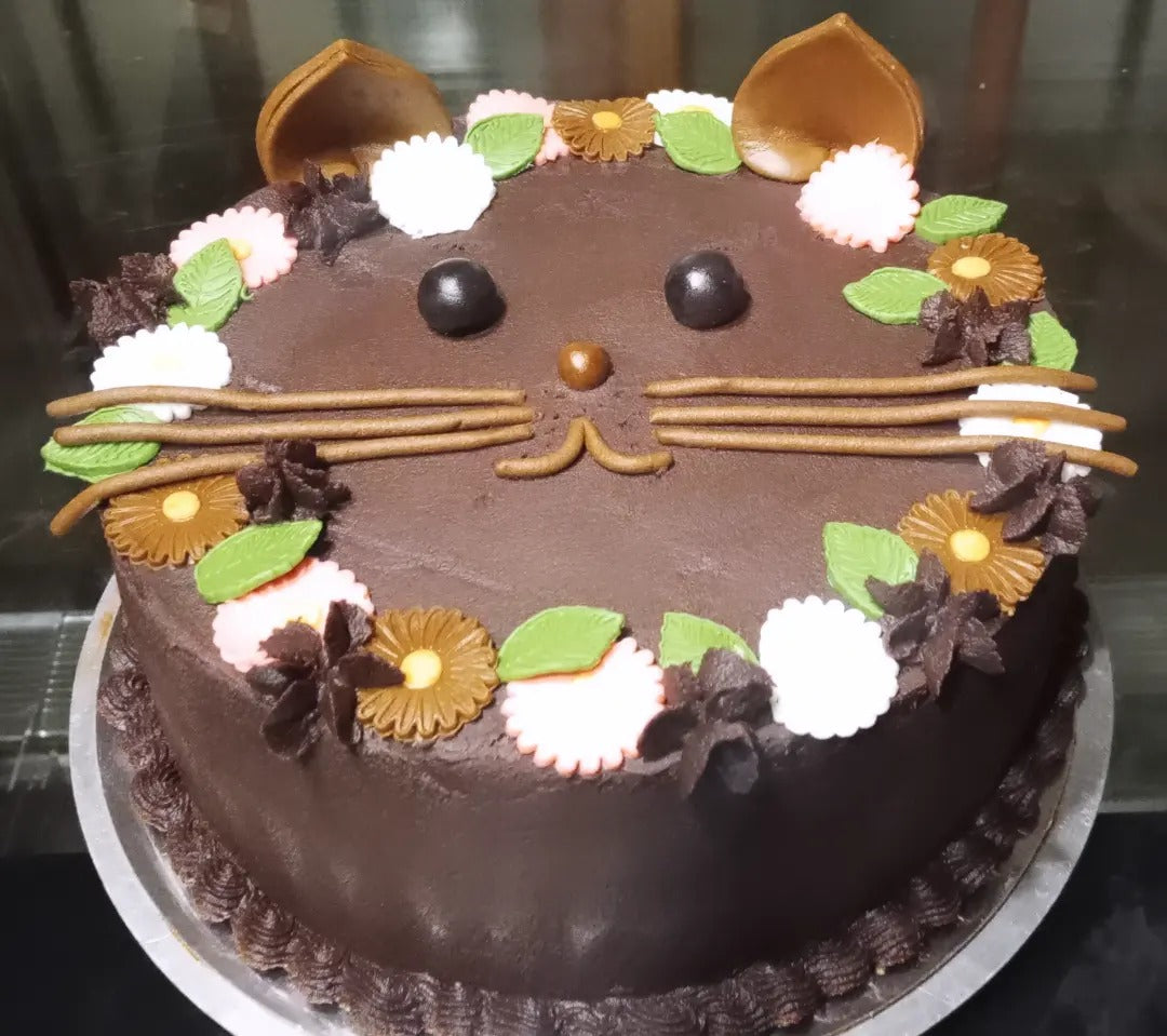 Torta Chocolate con Rosas Decorativas