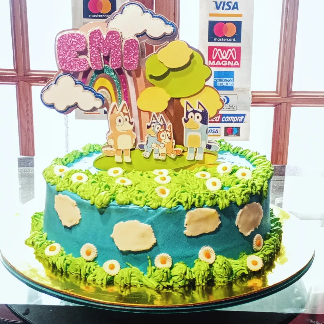 Torta Kirby Fondant Personalizada