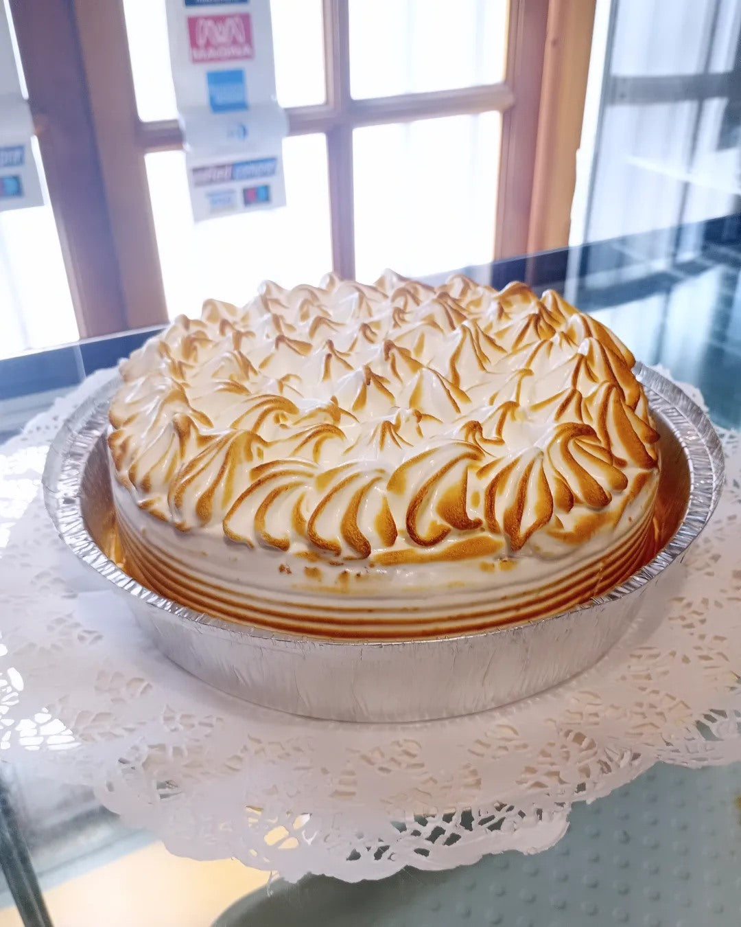 Torta Chocolate con Rosas Decorativas